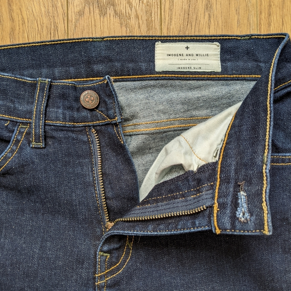Imogen and Willie Imogen Slim Dark Rinse Jeans  25